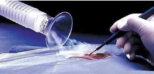 �t(y��)�����F����