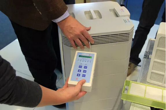 �����C���L��